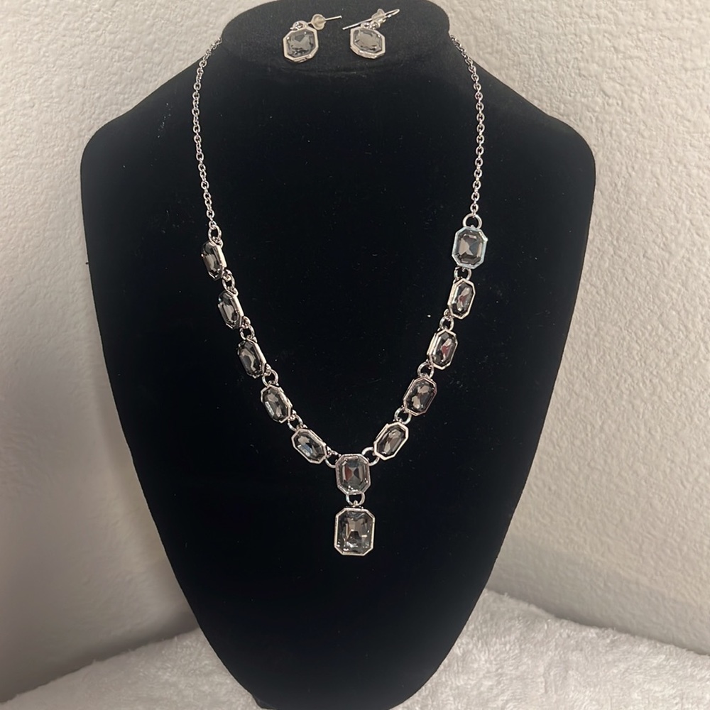 “NEW” FASHION JEWELRY SET - Picture 7 of 8